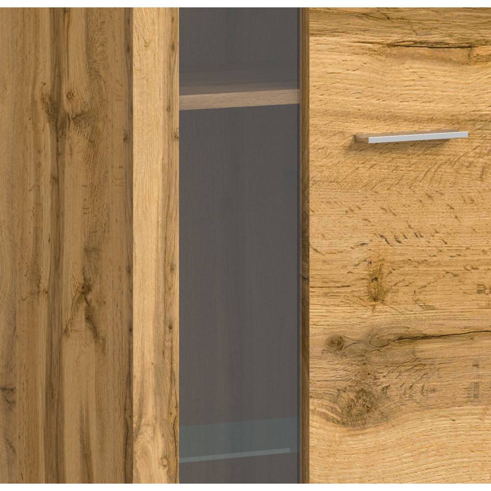 Eichefarbene Holzoptik und silberner Griff einer Kommode der TV-Wohnwand – Ianovar