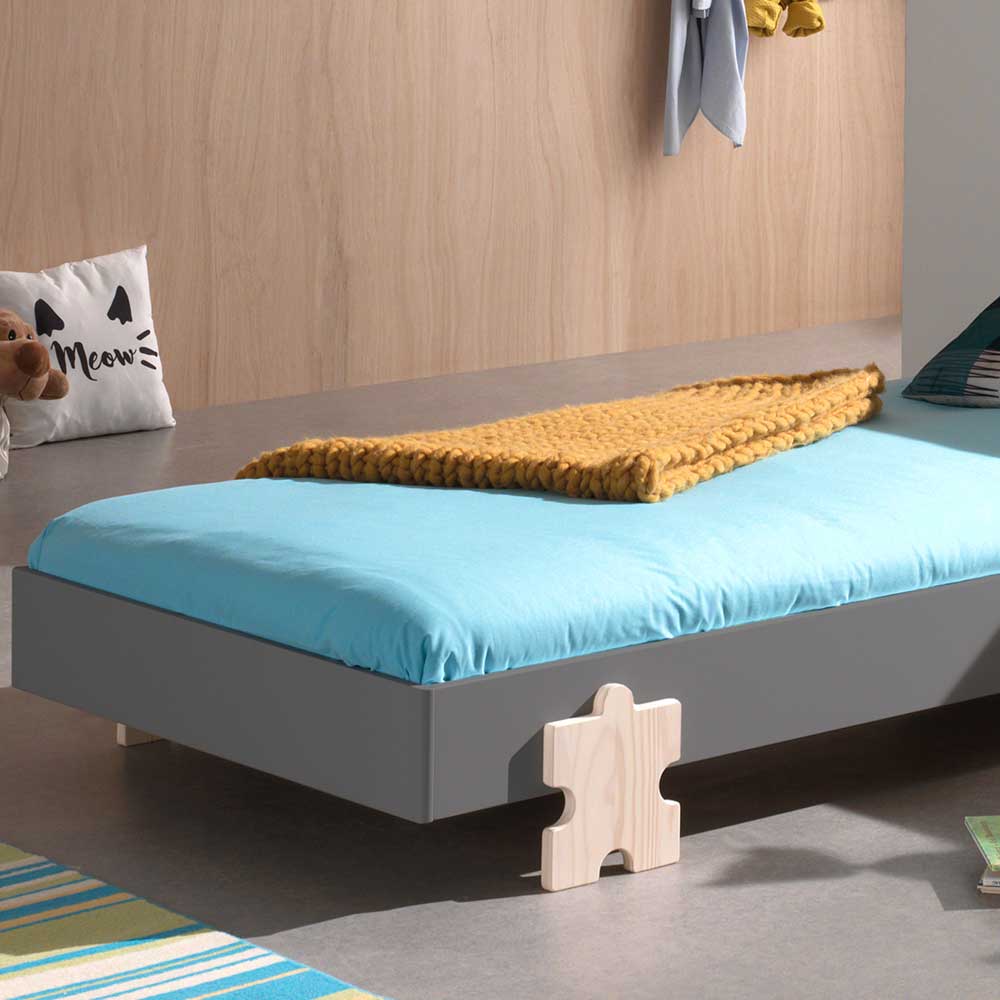 Modernes Kinderbett mit Füßen im Puzzle Design - Carisma