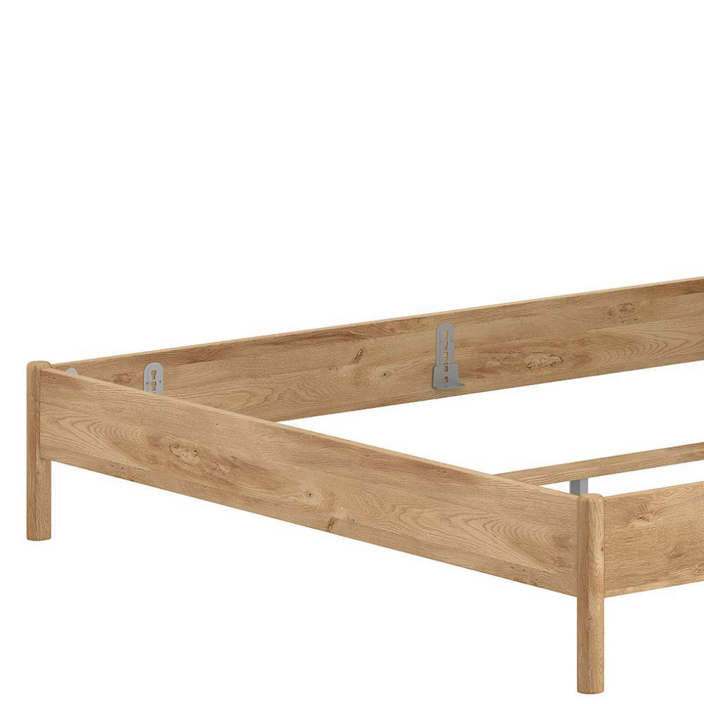 Holzbettgestell mit robusten Holzfüßen und Befestigungen für Lattenrost – Goyan