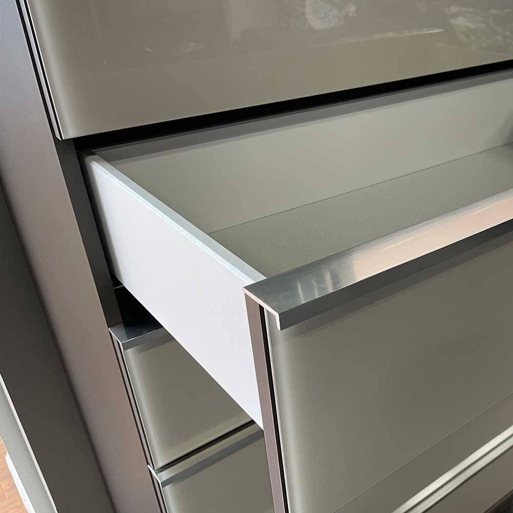 75 cm breite Hochkommode mit Glasfront - Korcula