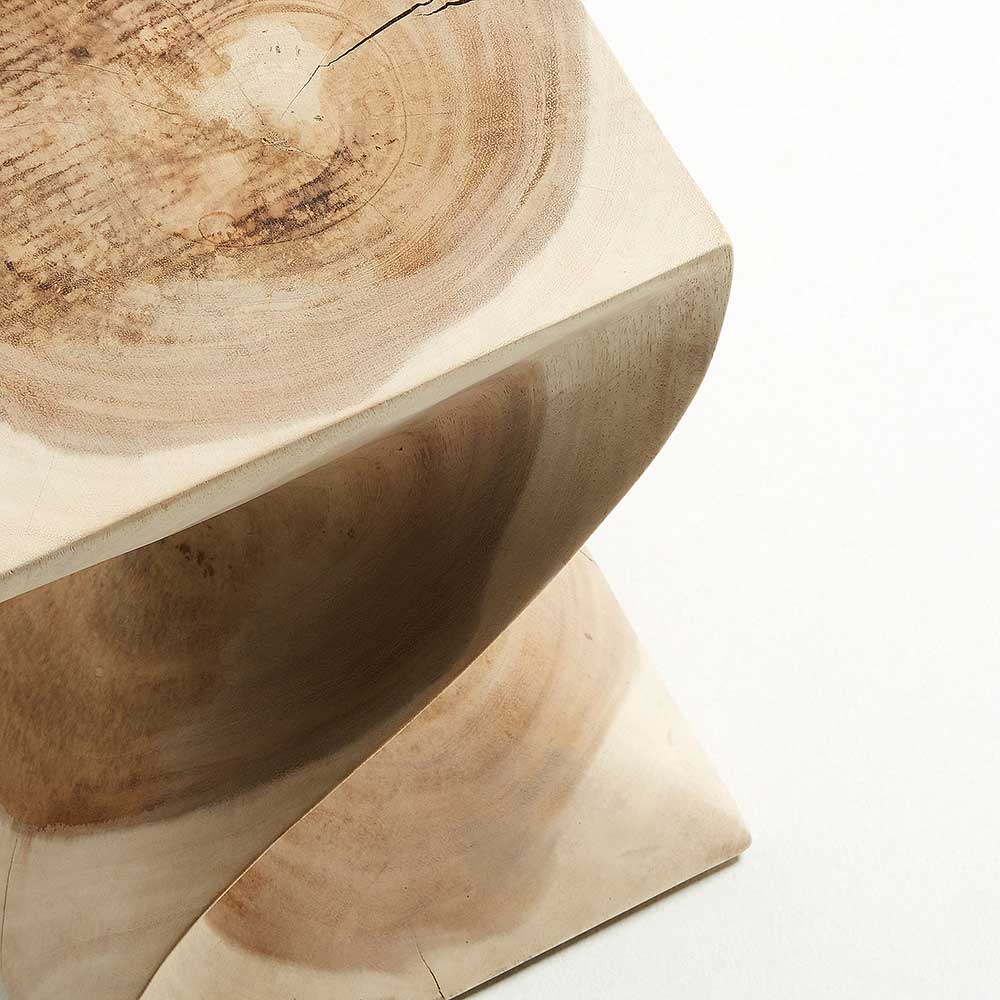 Mungur Holz Beistelltisch im Sanduhr Design - Topherus