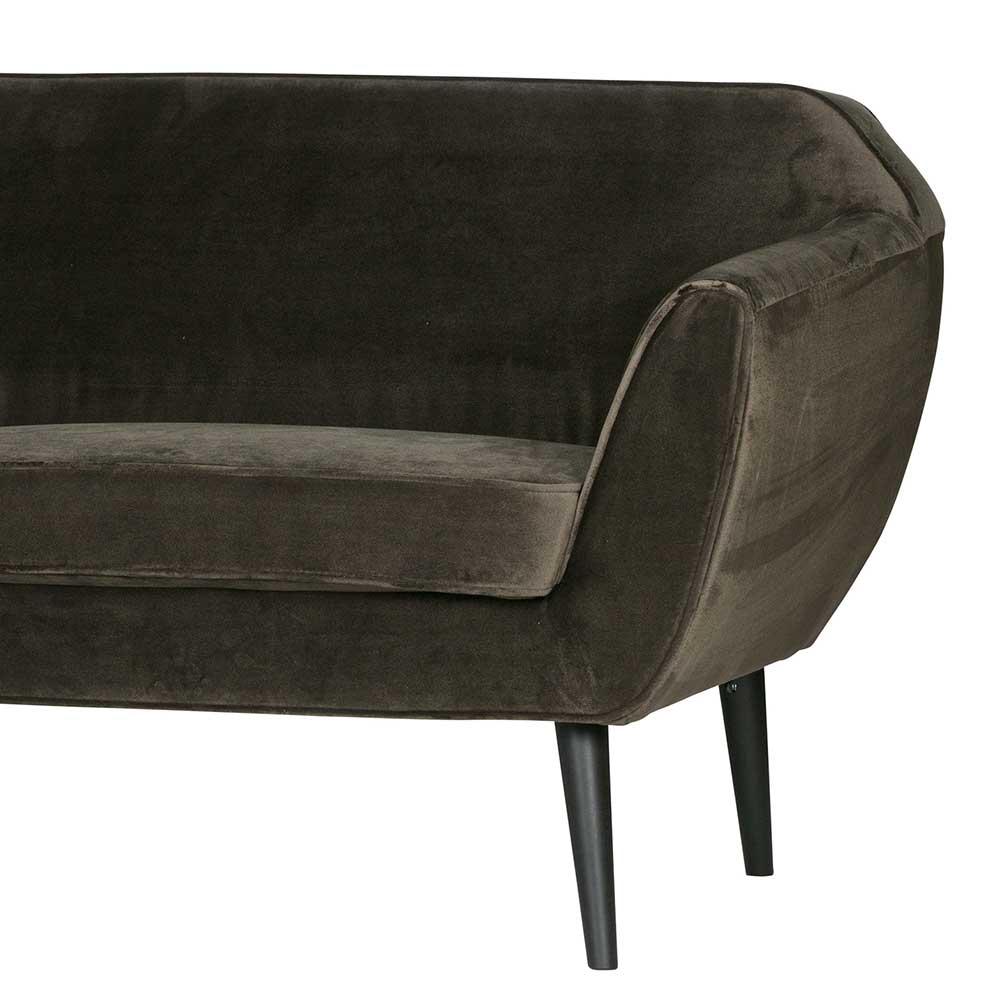 Breites Sofa im Retrostil in dunklem Grün - Furios | Wohnen.de