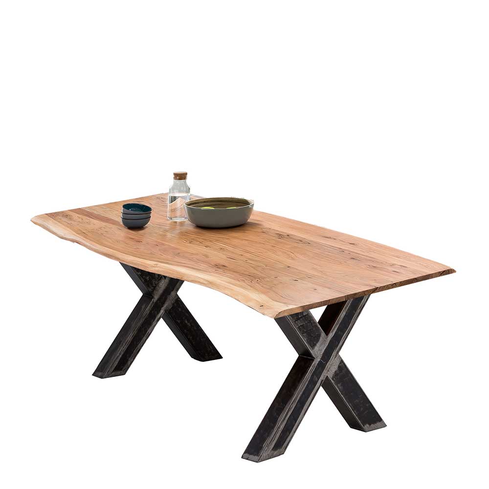 Baumkanten Esstisch mit X Füßen aus Eisen in Schwarz Navua