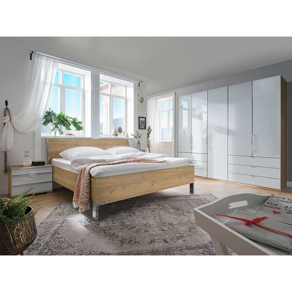 Einrichtung fürs moderne Schlafzimmer in Eiche Bianco & Weiß Nuetran