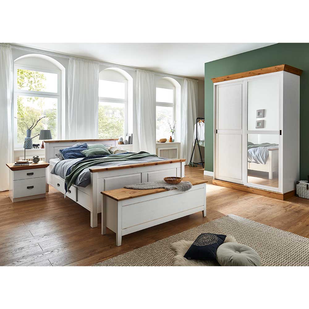 Komplett Schlafzimmer teilmassiv aus Kiefer in Weiß & Lauge Sibiuta