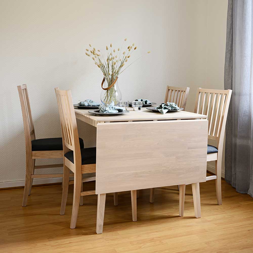 Tisch mit Verlängerung & 4 Stühlen im Skandi Design Pessoa