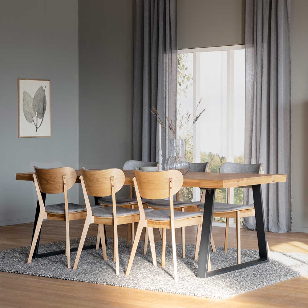 Tischgruppe mit sechs Sitzplätzen in modernem Design Jonata