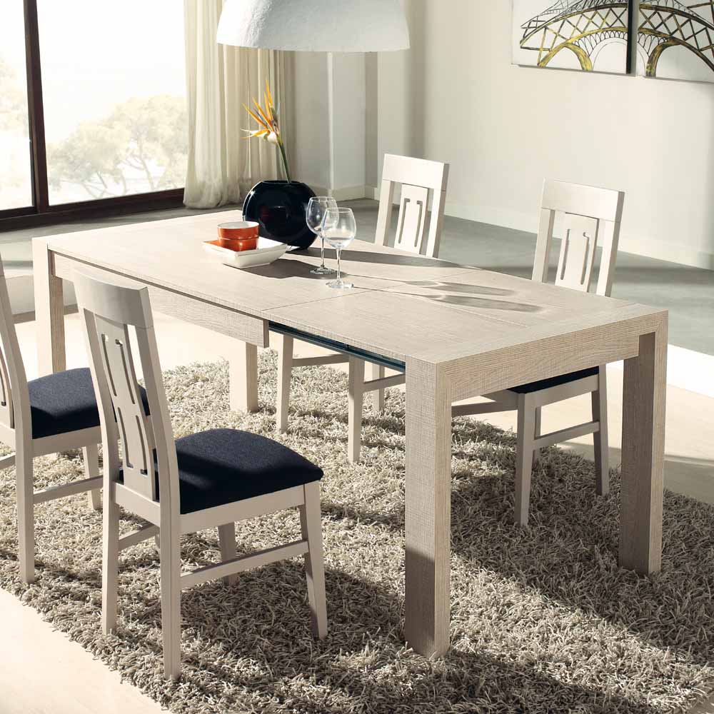 Verlängerbarer Tisch Eiche Sonoma Dekor in zwei Größen erhältlich Rateina