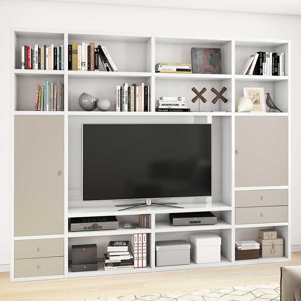 Regal Mit Fernseher