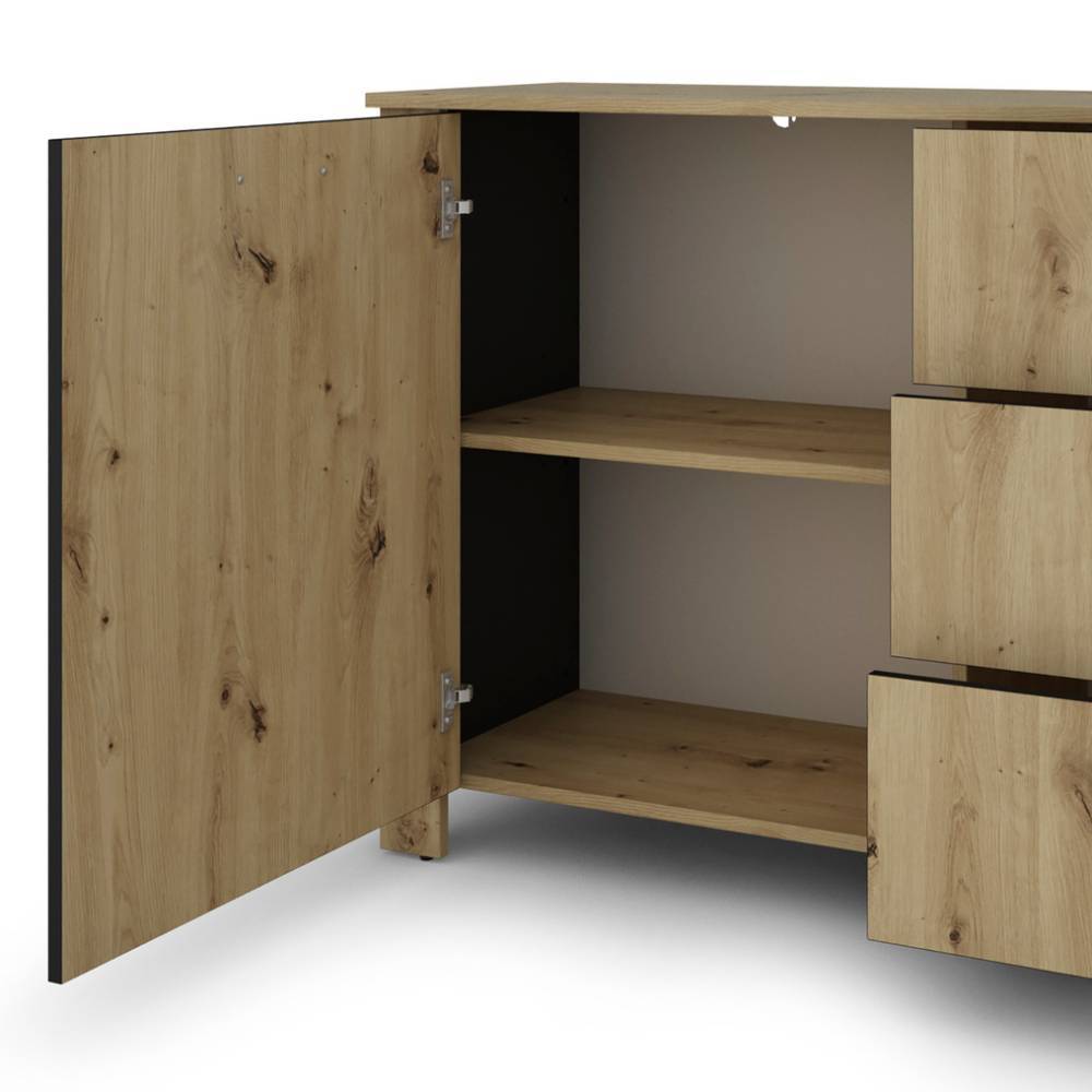 Sideboard in Wildeiche mit offener Tür, dahinter zwei Einlegeböden und drei Schubladen – Monte