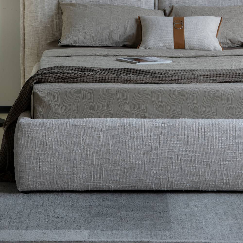 Design Polsterbett komplett ausgestattet - Lyaneza