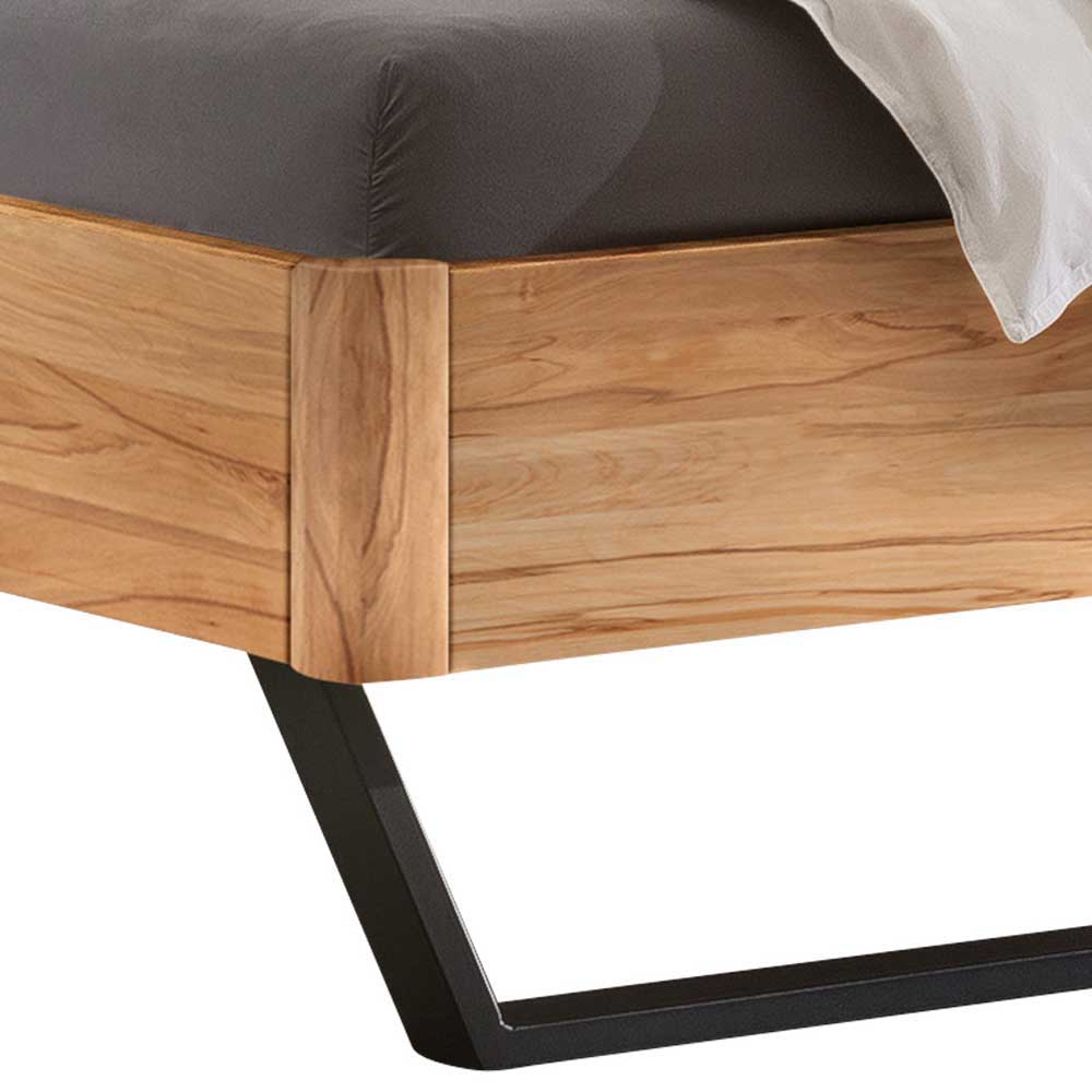 Bett aus massiver Wildbuche mit Stahl - Abrolhos