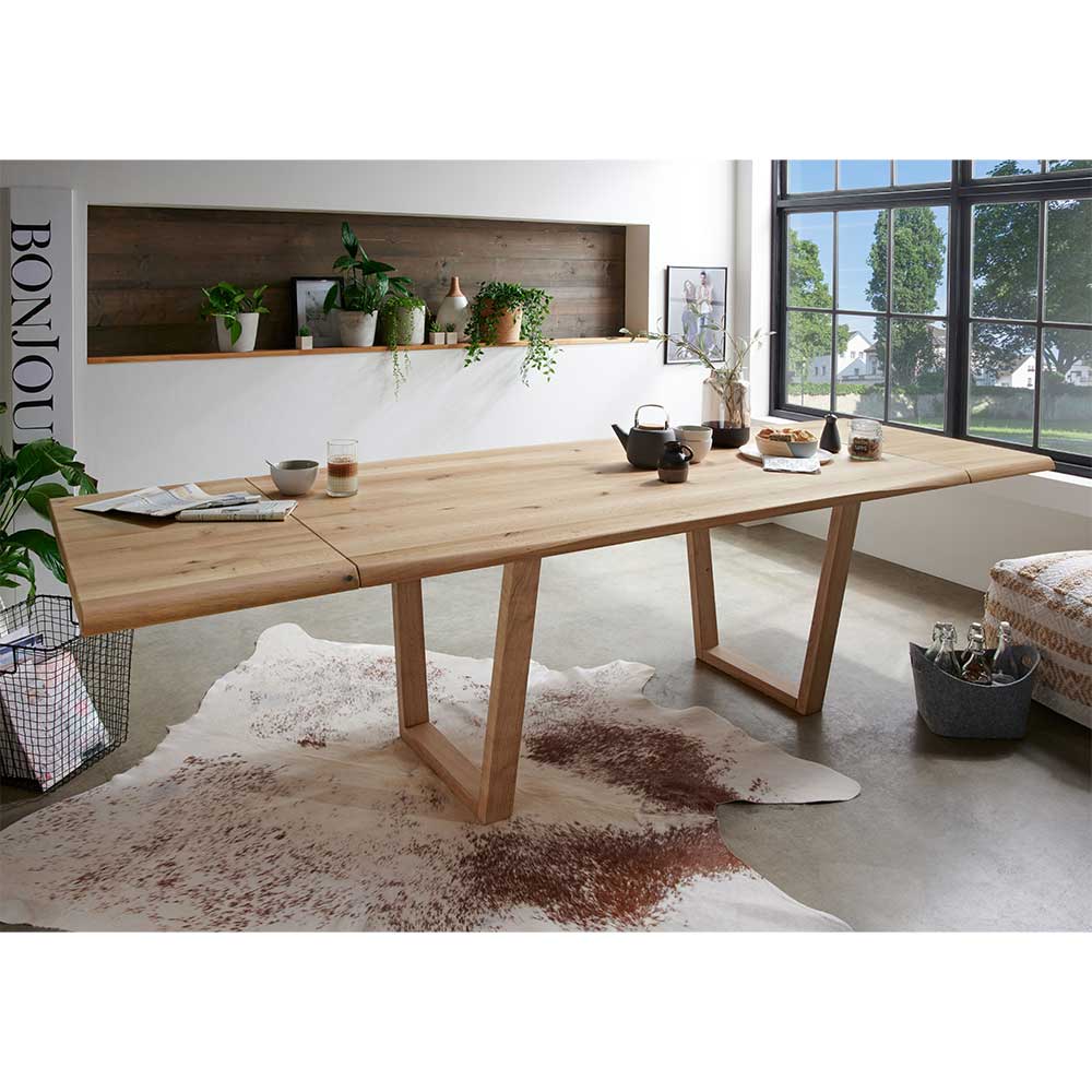 Massiver Holztisch komplett aus Wildeiche - Selectra