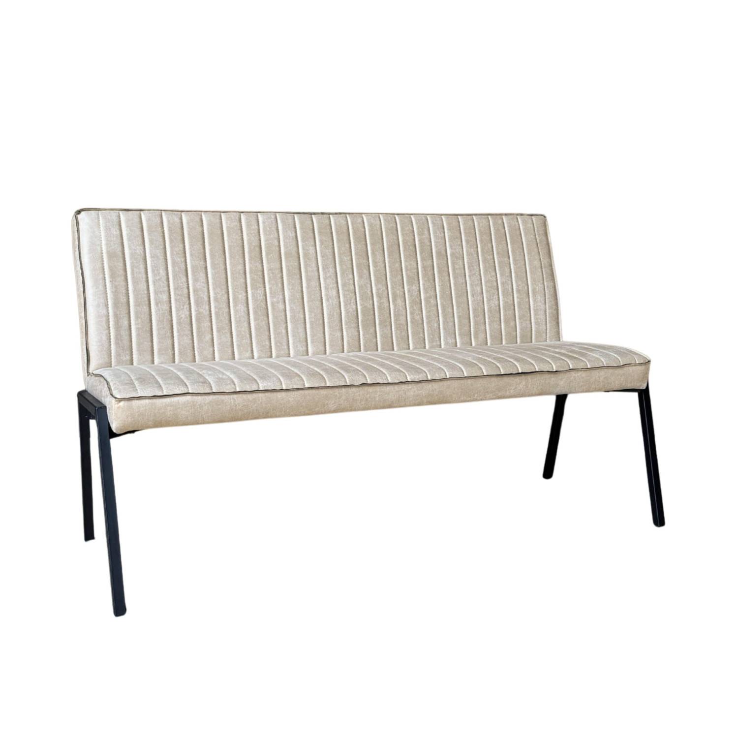 Beige Sitzbank mit Rippenbezug und schwarzem Metallgestell von schräg vorne – Arne