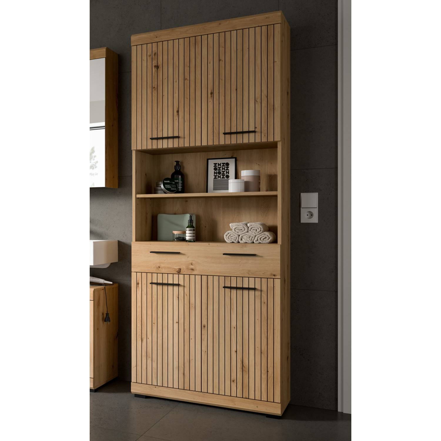 Badezimmer Hochschrank in Holzoptik mit Lamellenfront, offenen Regalfächern und Schublade – Lasewood