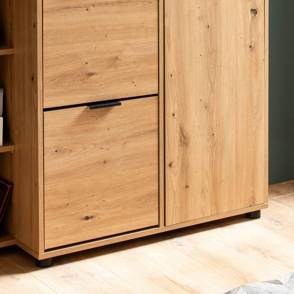 Unterer Bereich des Flur-Highboards in Eiche Holzdekor mit schwarzen Standfüßen – Zerial