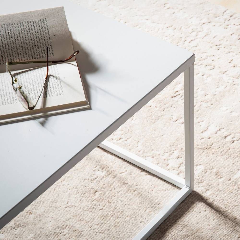Quadratischer Couchtisch aus weißem Stahl für das Wohnzimmer – Eleon