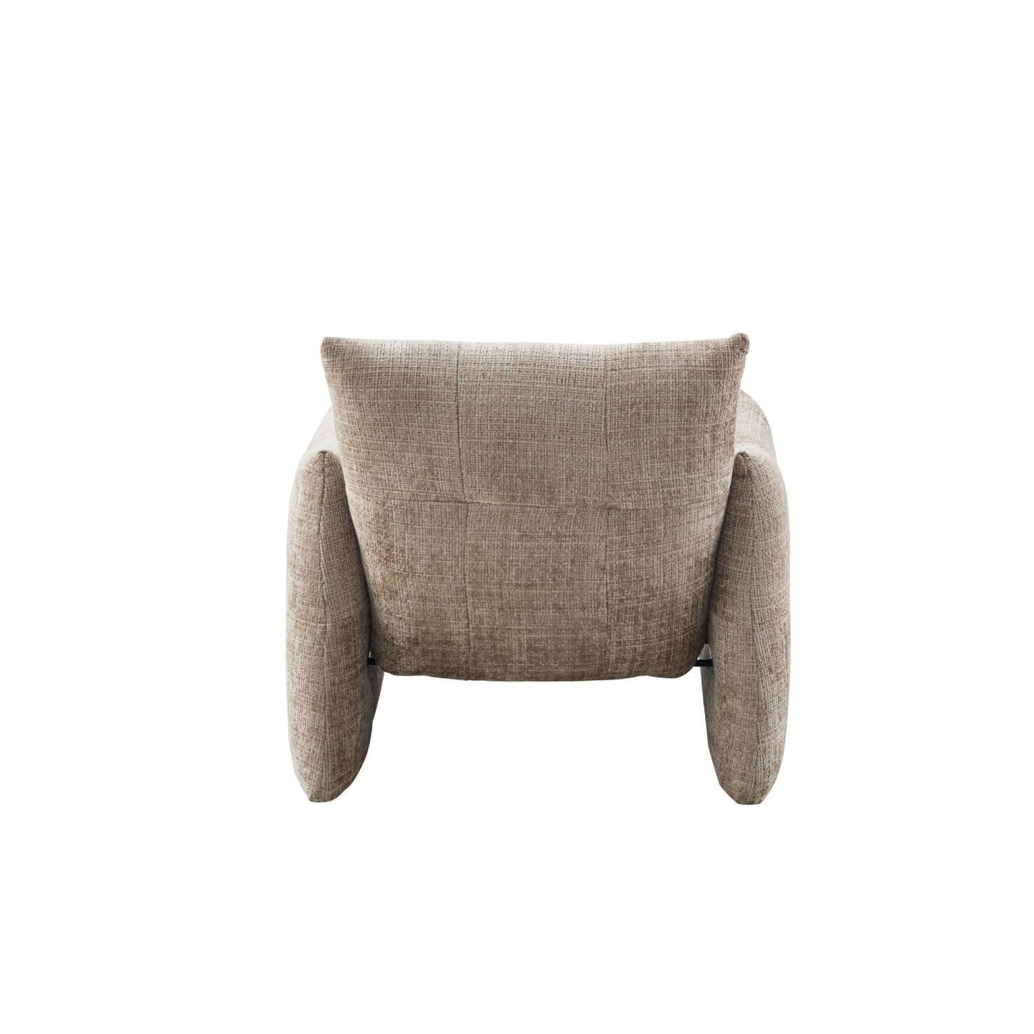 Gemütlicher Sessel in hellem Beige, Rückansicht mit voluminöser Polsterung – Sylverta
