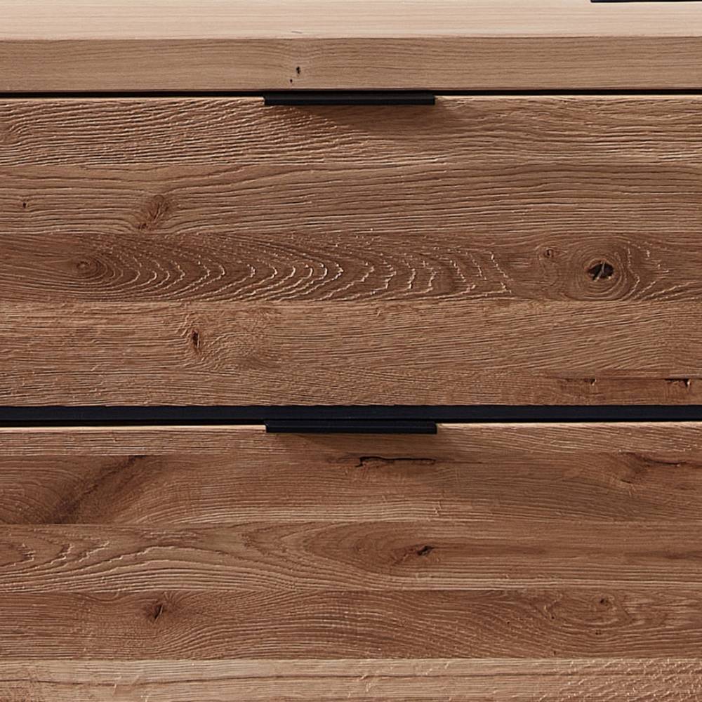 Frontansicht des TV-Lowboards in Wildeiche Bianco mit zwei Schubladen und Metallgriffen – Dritos