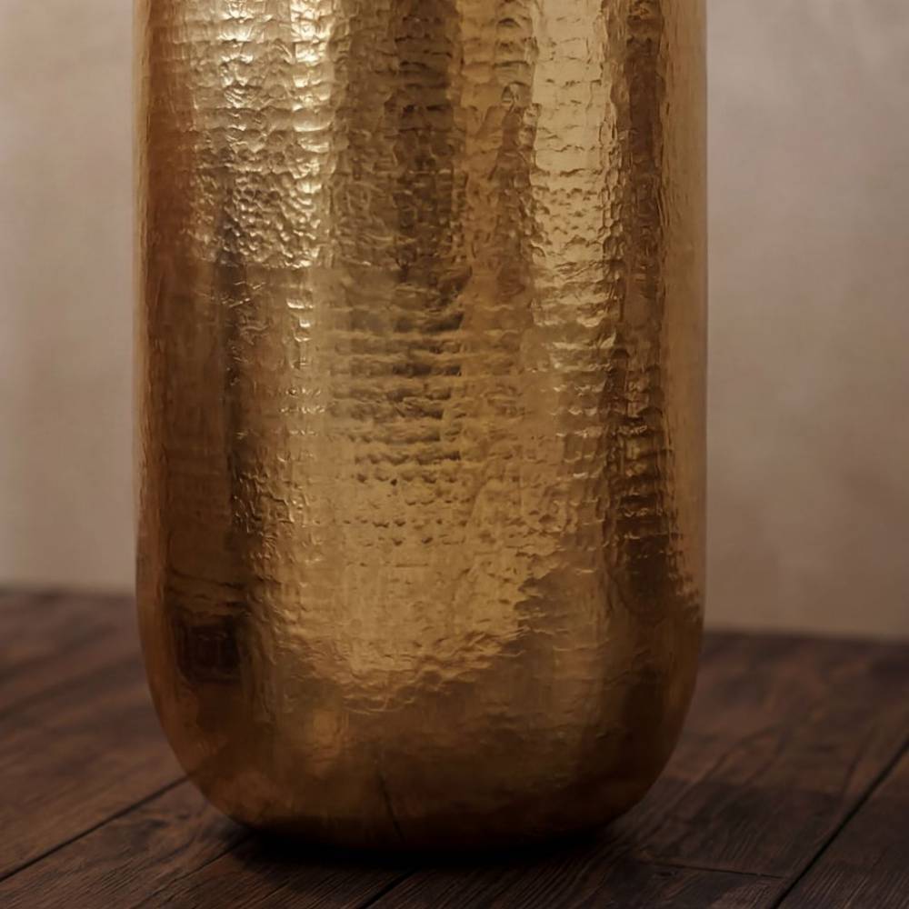 Goldene Bodenvase mit Hammerschlag Struktur - Merusha