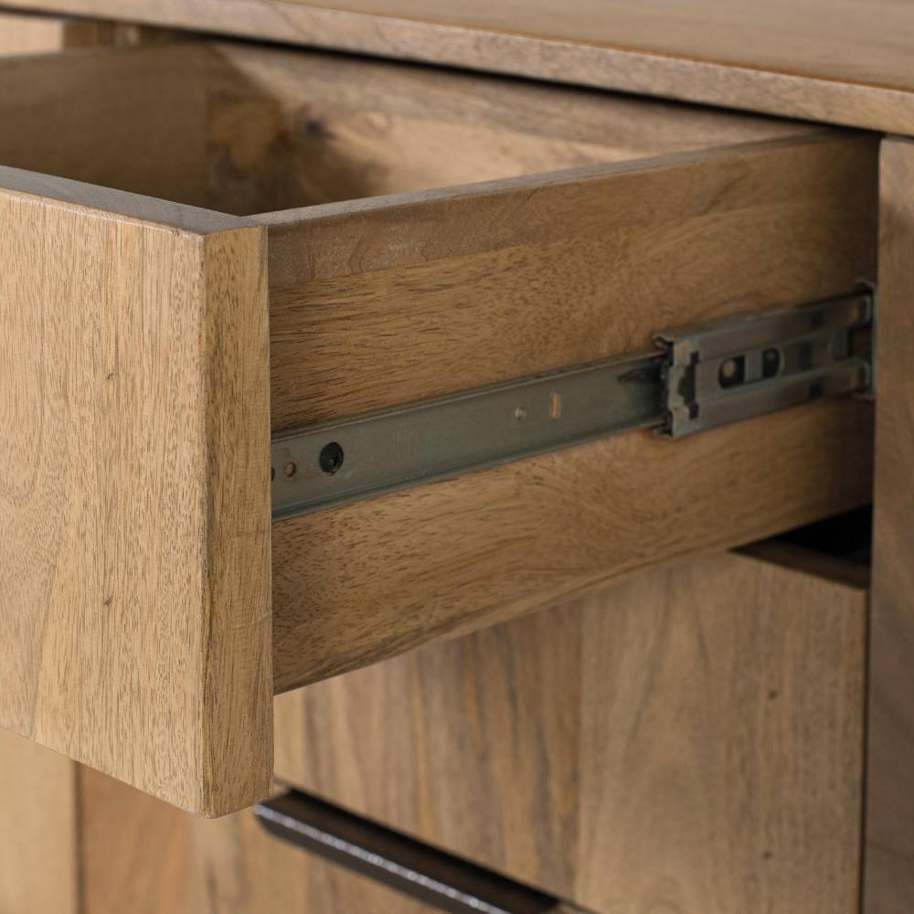 Skandi Sideboard mit vier Türen - Tureeni