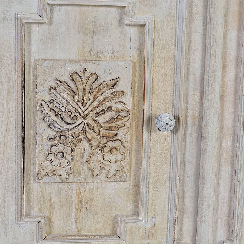 Hohe Kommode im orientalischen Stil - Cionga
