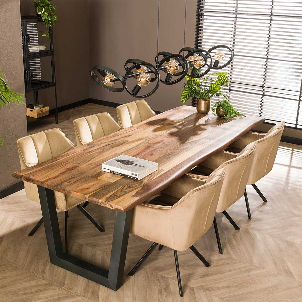 Esszimmer Tisch aus Nussbaum mit Baumkante - Gerrit