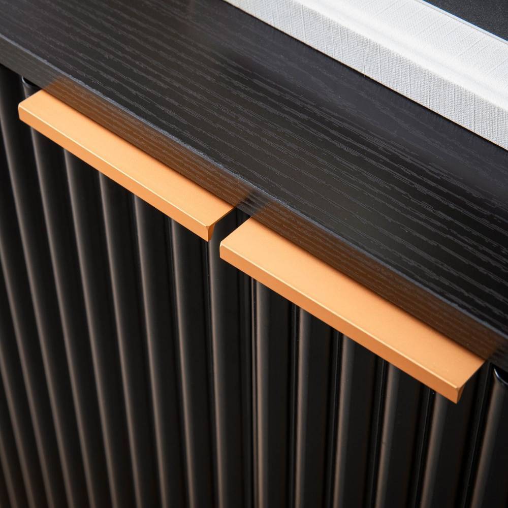 4-türiges Sideboard in Schwarz und Gold - Vacca